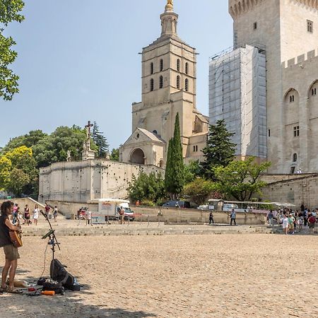 Camping Les Avignon - La Laune Вільнев-лез-Авіньйон Екстер'єр фото